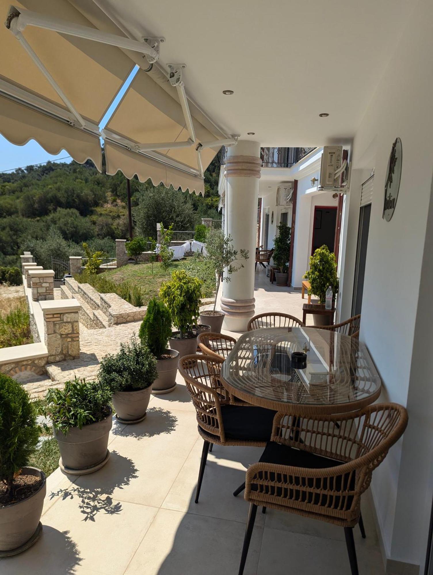 Natura Luxury Suites Parga Exterior foto